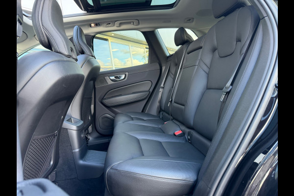 Volvo XC60 2.0 Recharge T6 AWD Inscription | Pano | Surround View | Trekhaak | Dealer Ond.