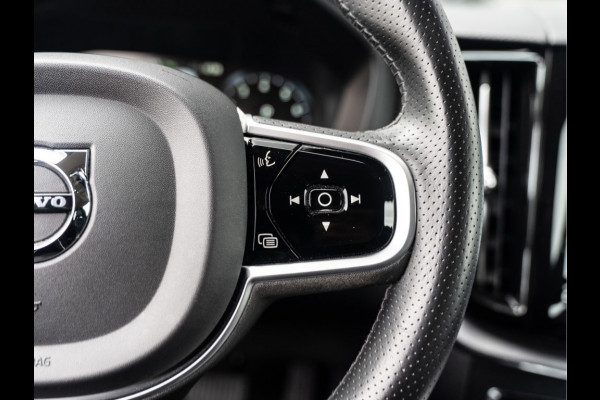 Volvo XC60 2.0 Recharge T6 AWD Inscription | Pano | Surround View | Trekhaak | Dealer Ond.