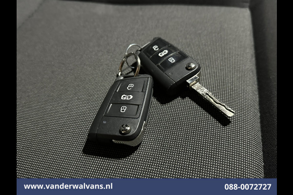 Volkswagen Crafter 2.0 TDI 177pk L3H3 L2H2 Euro6 Airco | Camera | Apple Carplay | Stoelverwarming Android Auto, Bijrijdersbank