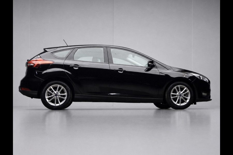 Ford Focus 1.0 Edition Sport (APPLE CARPLAY,NAVI,PDC,CLIMATE,CRUISE,LED,ELEKTRISCH PAKKET,SPORTSTOELEN,LM VELGEN)