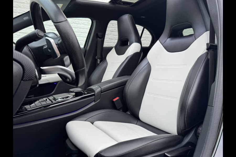 Mercedes-Benz A-Klasse 200 Business Solution AMG Line Pano Cilma Navi Carplay Stoelverw. OEM-sfeerverlichting Digitaaldash