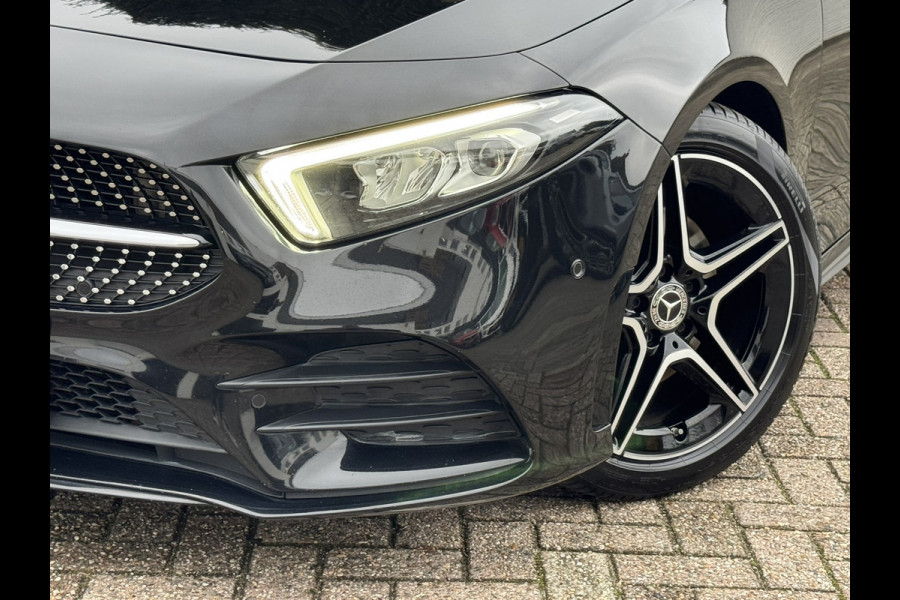 Mercedes-Benz A-Klasse 200 Business Solution AMG Line Pano Cilma Navi Carplay Stoelverw. OEM-sfeerverlichting Digitaaldash