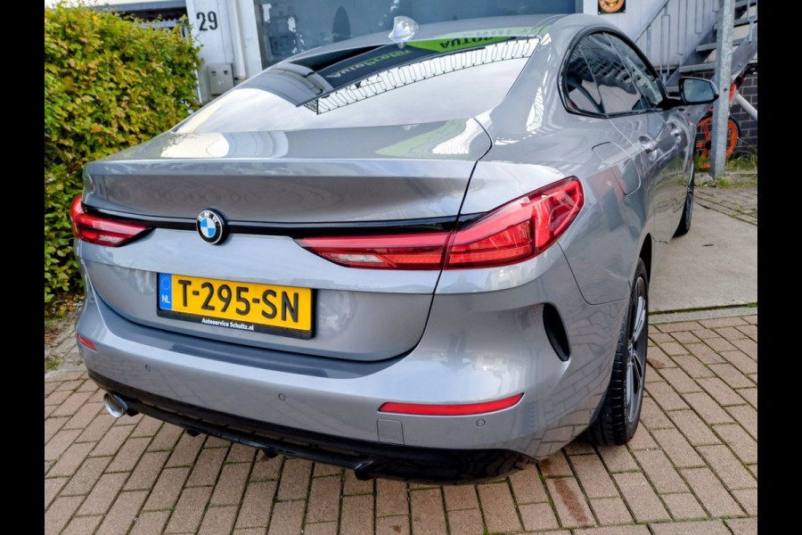 BMW 2 Serie Gran Coupé 218i Dealer onderhouden!