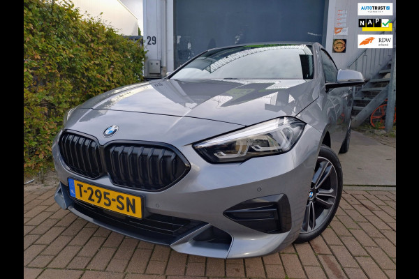BMW 2 Serie Gran Coupé 218i Dealer onderhouden!