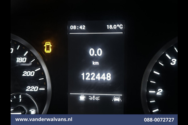 Mercedes-Benz Vito 114 CDI 136pk L2H1 Euro6 Airco | Camera | Navigatie | Cruisecontrol | Apple Carplay Android Auto, Parkeersensoren, Bijrijdersbank, Bumper in de kleur.