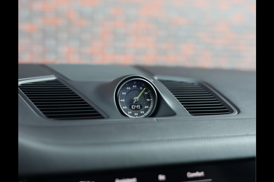 Porsche Cayenne Coupé 3.0 E-Hybrid | Pano - Sport Chrono - BOSE