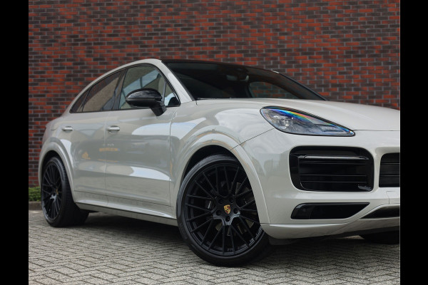 Porsche Cayenne Coupé 3.0 E-Hybrid | Pano - Sport Chrono - BOSE