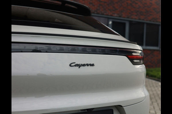 Porsche Cayenne Coupé 3.0 E-Hybrid | Pano - Sport Chrono - BOSE