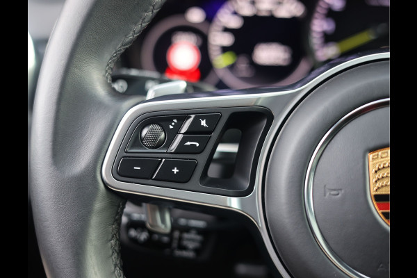 Porsche Cayenne Coupé 3.0 E-Hybrid | Pano - Sport Chrono - BOSE