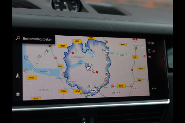 Porsche Cayenne Coupé 3.0 E-Hybrid | Pano - Sport Chrono - BOSE