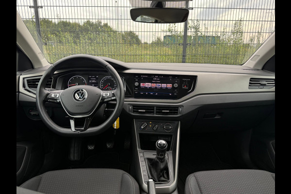Volkswagen Polo 1.0 TSI Comfortline | Carplay | PDC | Trekhaak| NAVI | Bluetooth |