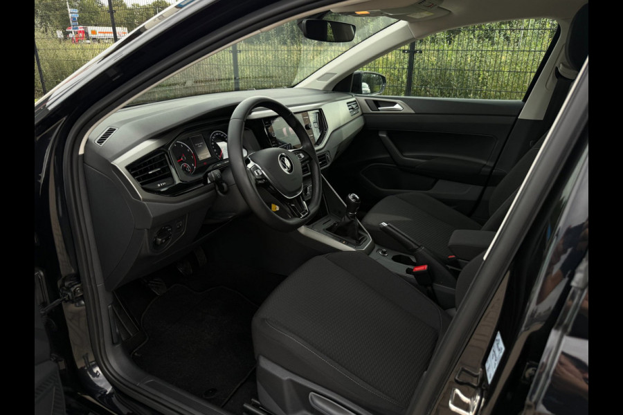 Volkswagen Polo 1.0 TSI Comfortline | Carplay | PDC | Trekhaak| NAVI | Bluetooth |