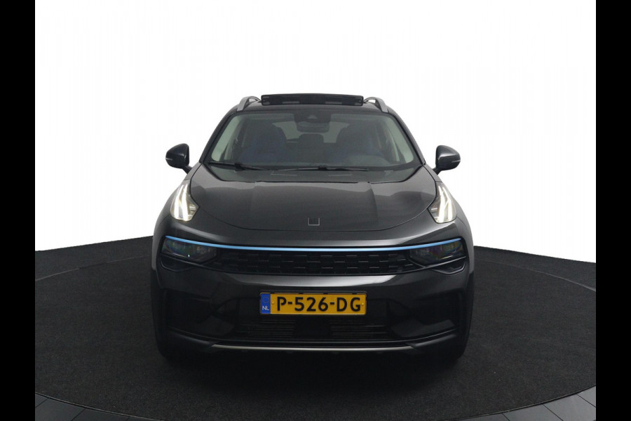 Lynk & Co 01 1.5*PLUG-IN*NAVI*PANO*CAM*ACC*CARPLAY*ECC*LED*