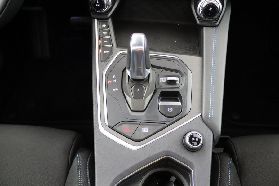 Lynk & Co 01 1.5*PLUG-IN*NAVI*PANO*CAM*ACC*CARPLAY*ECC*LED*