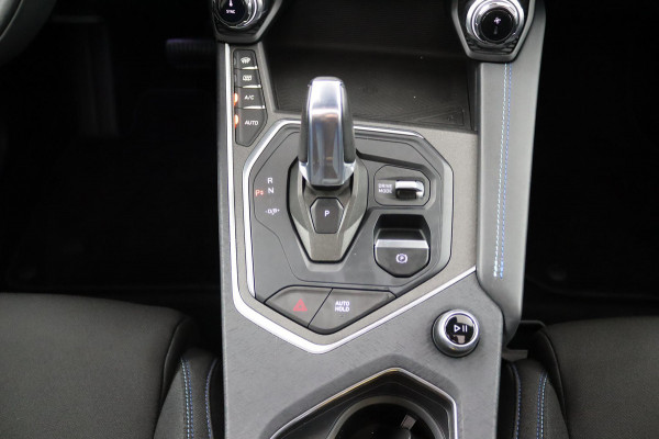 Lynk & Co 01 1.5*PLUG-IN*NAVI*PANO*CAM*ACC*CARPLAY*ECC*LED*