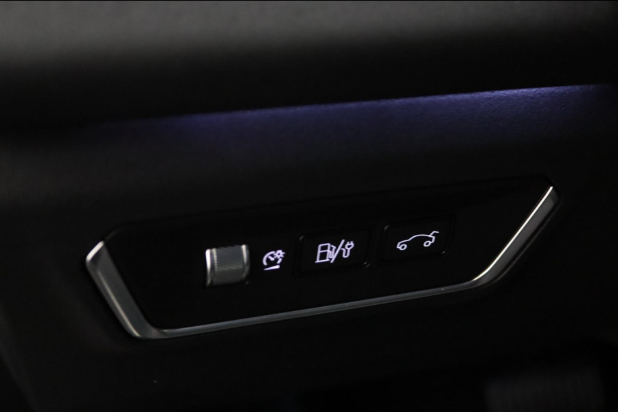 Lynk & Co 01 1.5*PLUG-IN*NAVI*PANO*CAM*ACC*CARPLAY*ECC*LED*
