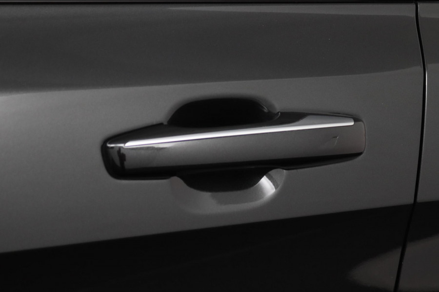 Lynk & Co 01 1.5*PLUG-IN*NAVI*PANO*CAM*ACC*CARPLAY*ECC*LED*