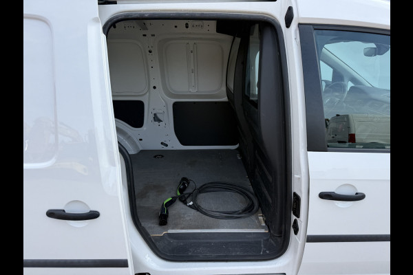 Volkswagen E-Caddy 37kWh 113PK L2 Elektrisch Caddy ABT Maxi 37,3kWh 159km WLTP LED Snelladen Trekhaak Airco Carplay Parkeersensoren Achter
