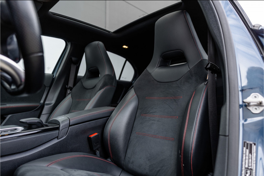 Mercedes-Benz A-Klasse 250 e AMG Line Pano / Sfeerverlichting / Carplay / Night Pakket / 18inch /