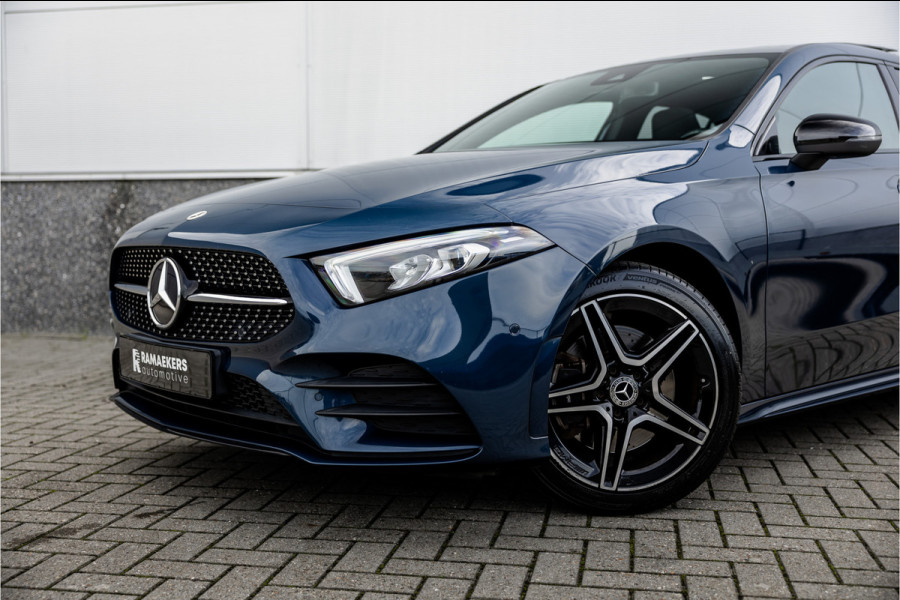Mercedes-Benz A-Klasse 250 e AMG Line Pano / Sfeerverlichting / Carplay / Night Pakket / 18inch /