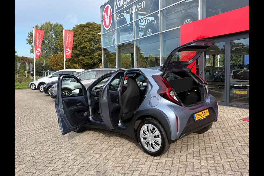 Toyota Aygo X 1.0 VVT-i MT Play