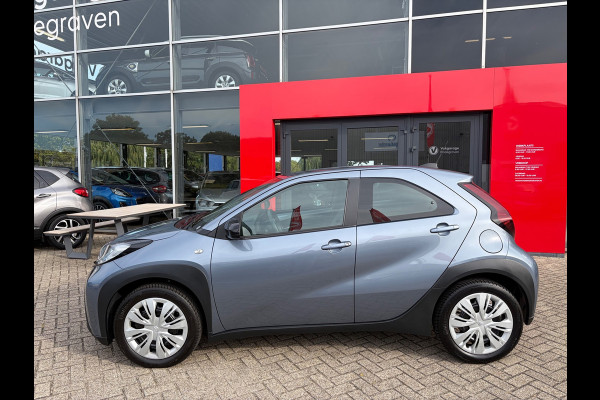 Toyota Aygo X 1.0 VVT-i MT Play