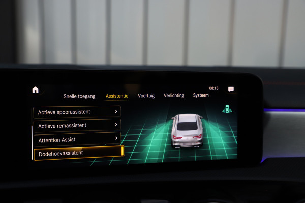 Mercedes-Benz CLA-Klasse 250e AMG | 218PK | Pano | Sfeerverlichting | Led | Widescreen | Stoelverwarming | Camera | Standkachel | 2022.