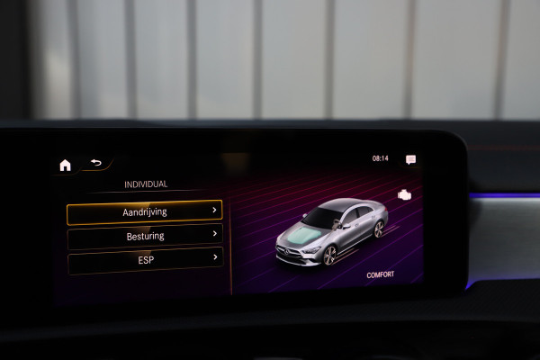 Mercedes-Benz CLA-Klasse 250e AMG | 218PK | Pano | Sfeerverlichting | Led | Widescreen | Stoelverwarming | Camera | Standkachel | 2022.