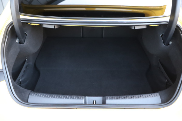 Mercedes-Benz CLA-Klasse 250e AMG | 218PK | Pano | Sfeerverlichting | Led | Widescreen | Stoelverwarming | Camera | Standkachel | 2022.