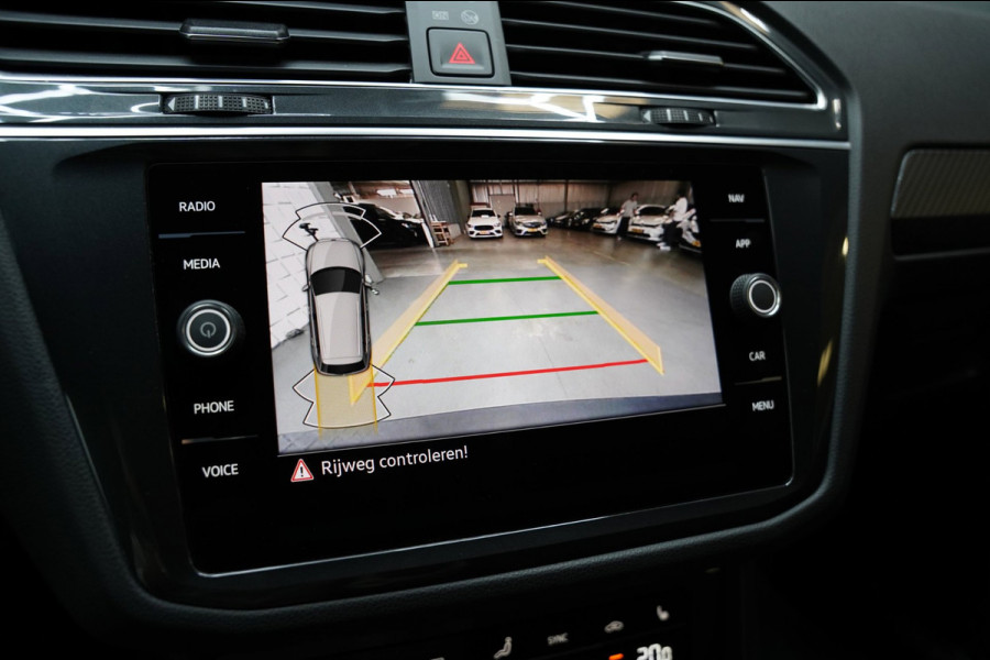 Volkswagen Tiguan 1.4 TSI eHybrid 3x R LINE PANO VIRTUAL ACC