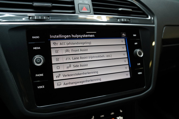 Volkswagen Tiguan 1.4 TSI eHybrid 3x R LINE PANO VIRTUAL ACC