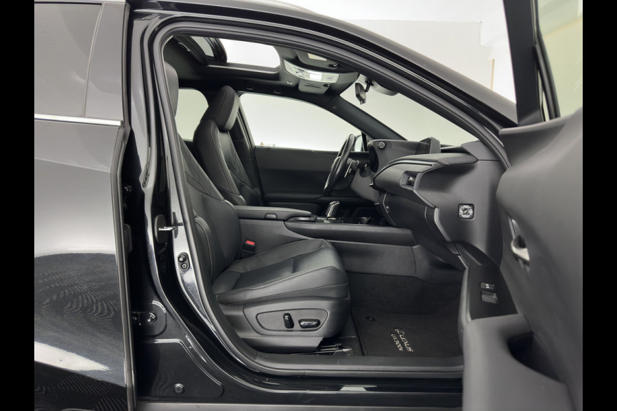 Lexus UX 300e Luxury 54 kWh (INCL.BTW)  Aut. *PANO | LEATHER | FULL-LED | ADAPTIVE-CRUISE | CAMERA | KEYLESS | NAVI-FULLMAP | DAB+ | PRIVACY-GLASS | ECC | PDC | 17''ALU*