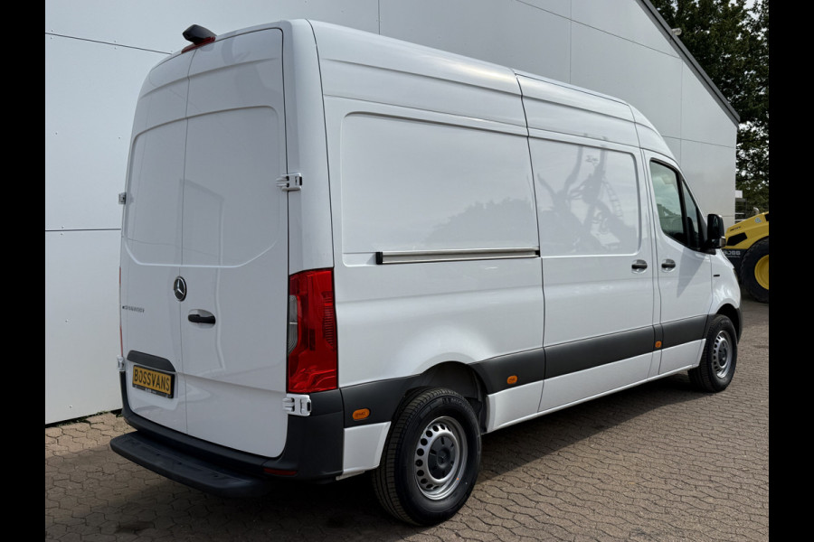 Mercedes-Benz eSprinter 312 55kWh L2H2 Elektrisch 168 km WLTP 97,1% (SOH) 80kW Snelladen Climate Control Camera Stoelverwarming Laadkabel