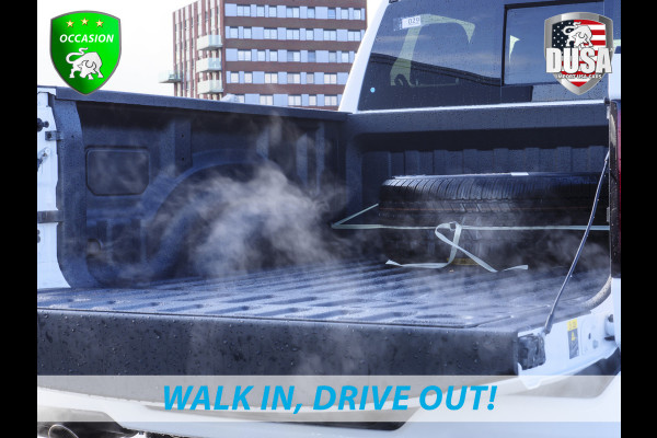 Dodge Ram 1500 | Laramie | Night | 3.0L I6 Hurricane | Crew Cab | 4X4 | 14,4-inch Touchscreen | Passenger Display | Getoonde accessoires zijn verkrijgbaar tegen meerprijs