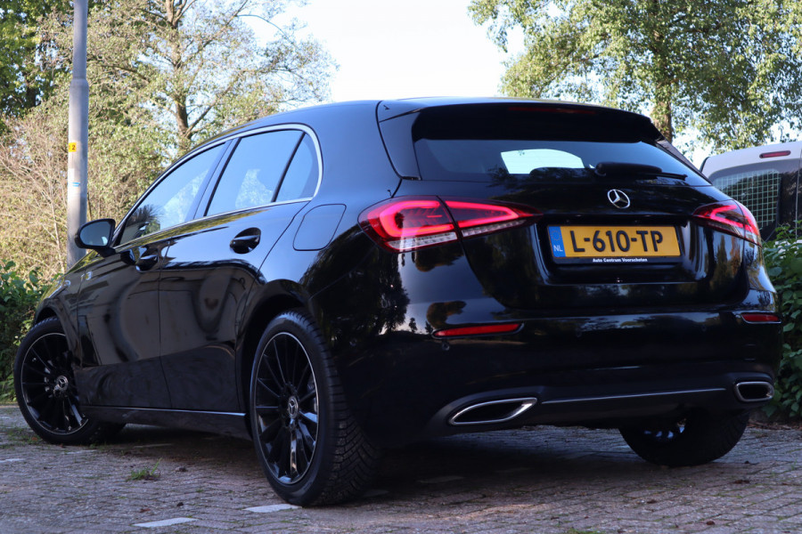 Mercedes-Benz A-Klasse 180 Business Solution Luxury | Sfeerverlichting | Camera |