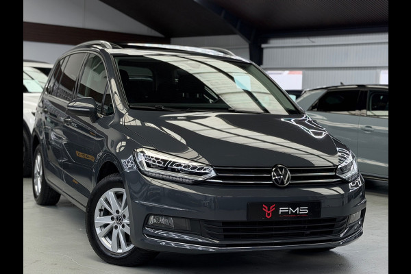 Volkswagen Touran 1.5 TSI Highline 7p Carplay Panorama