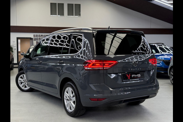 Volkswagen Touran 1.5 TSI Highline 7p Carplay Panorama