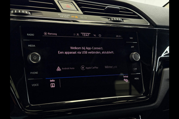 Volkswagen Touran 1.5 TSI Highline 7p Carplay Panorama