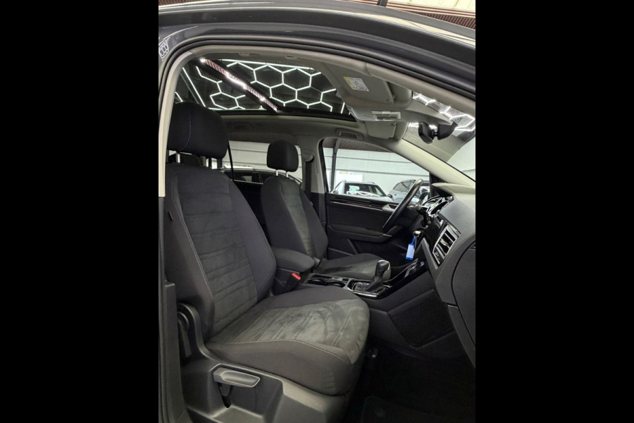 Volkswagen Touran 1.5 TSI Highline 7p Carplay Panorama
