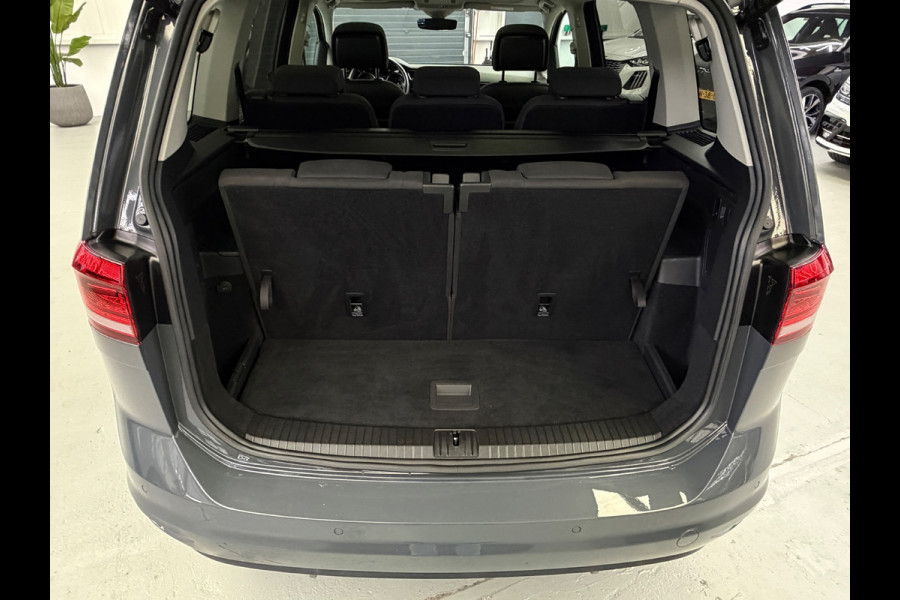 Volkswagen Touran 1.5 TSI Highline 7p Carplay Panorama