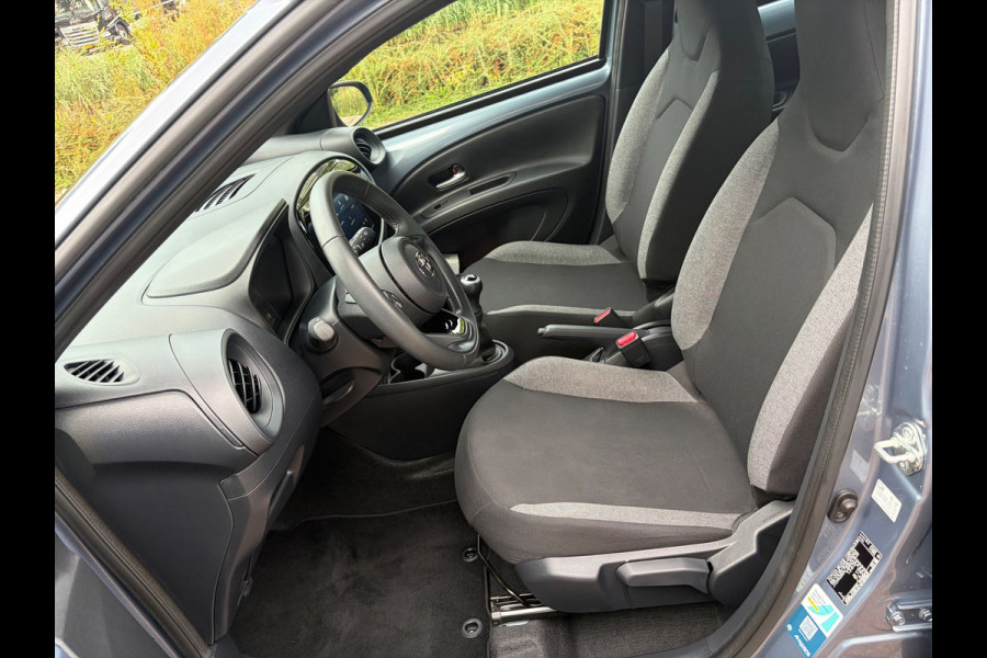 Toyota Aygo X 1.0 VVT-i MT Play