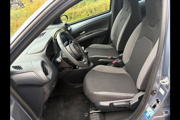 Toyota Aygo X 1.0 VVT-i MT Play