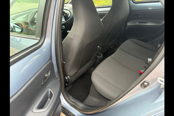 Toyota Aygo X 1.0 VVT-i MT Play