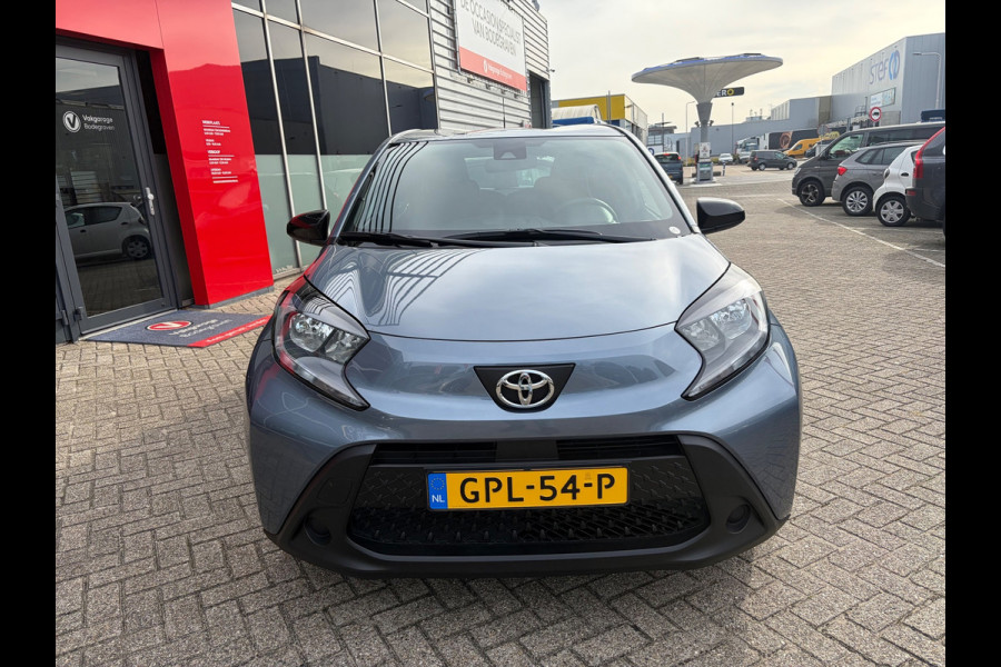 Toyota Aygo X 1.0 VVT-i MT Play