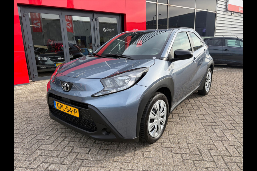 Toyota Aygo X 1.0 VVT-i MT Play