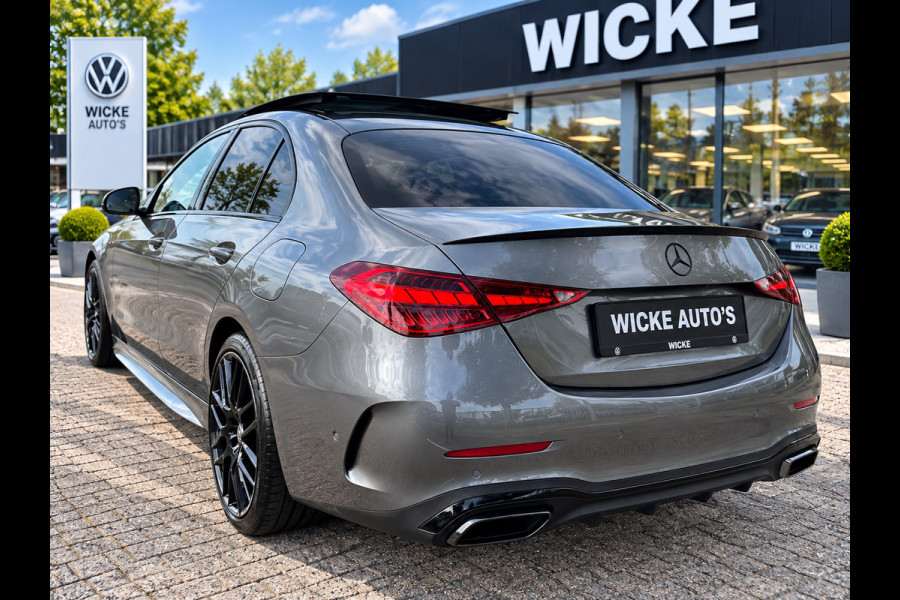 Mercedes-Benz C-Klasse 300 e AMG Line Panorama Camera Burmester