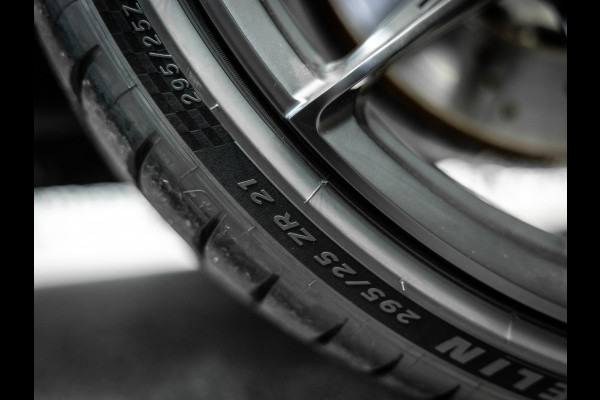 BMW 4 Serie Cabrio M4 xDrive Competition Uniek uitgevoerde M4 cabrio met 21" wheelforce en carbonpack rondom!!!!