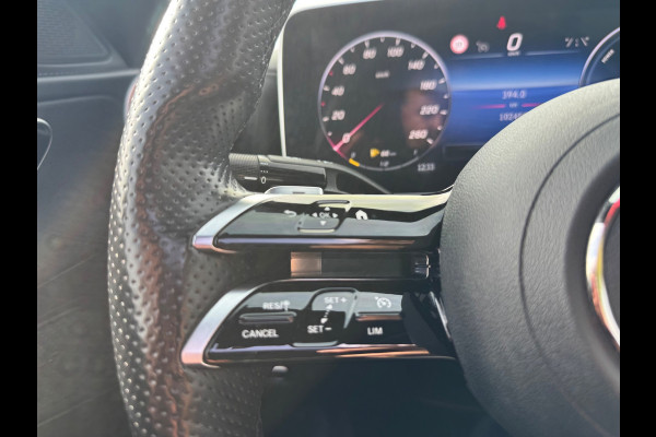 Mercedes-Benz C-Klasse 300 e AMG Line Panorama Camera Burmester