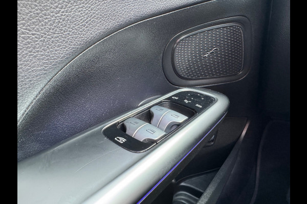 Mercedes-Benz C-Klasse 300 e AMG Line Panorama Camera Burmester