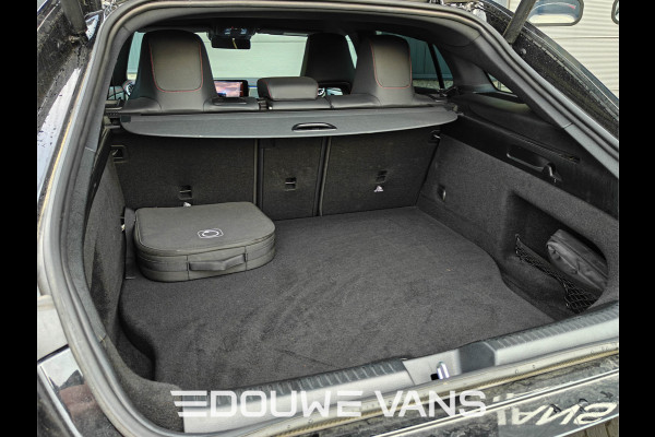 Mercedes-Benz CLA-Klasse 250e AMG Line Shooting Brake Memory Trekhaak LED Ambiente Verli. Camera